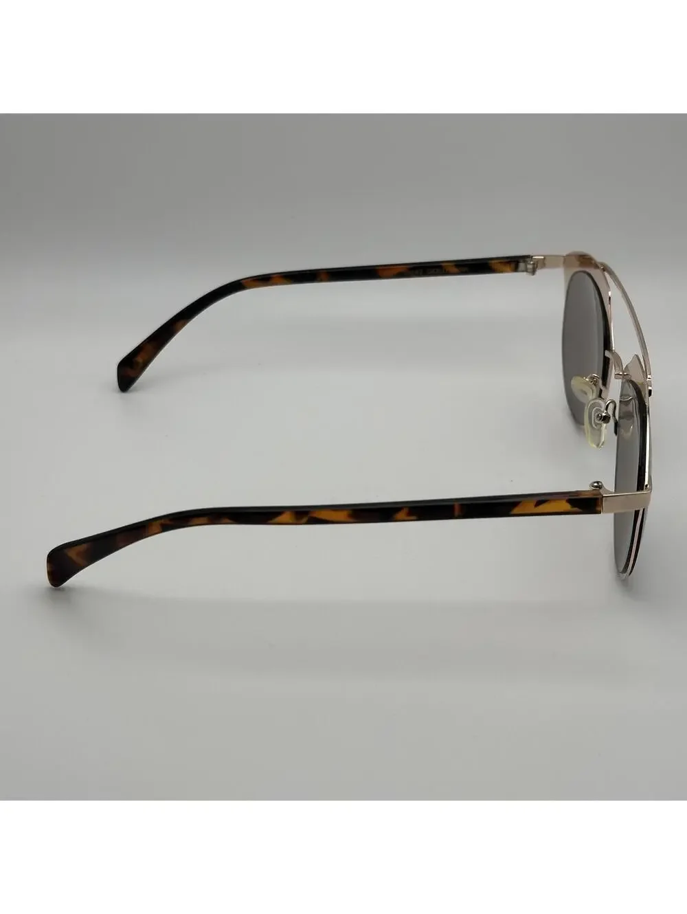 Betsey Johnson Gold Aviator-Style Sunglasses with Tortoiseshell Arms